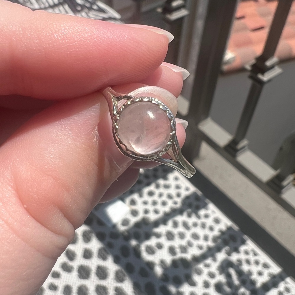 Rose Quartz - Sterling Silver Ring